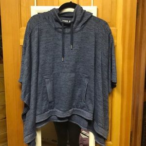 Athleta Blissful Poncho. Size S Heather Blue